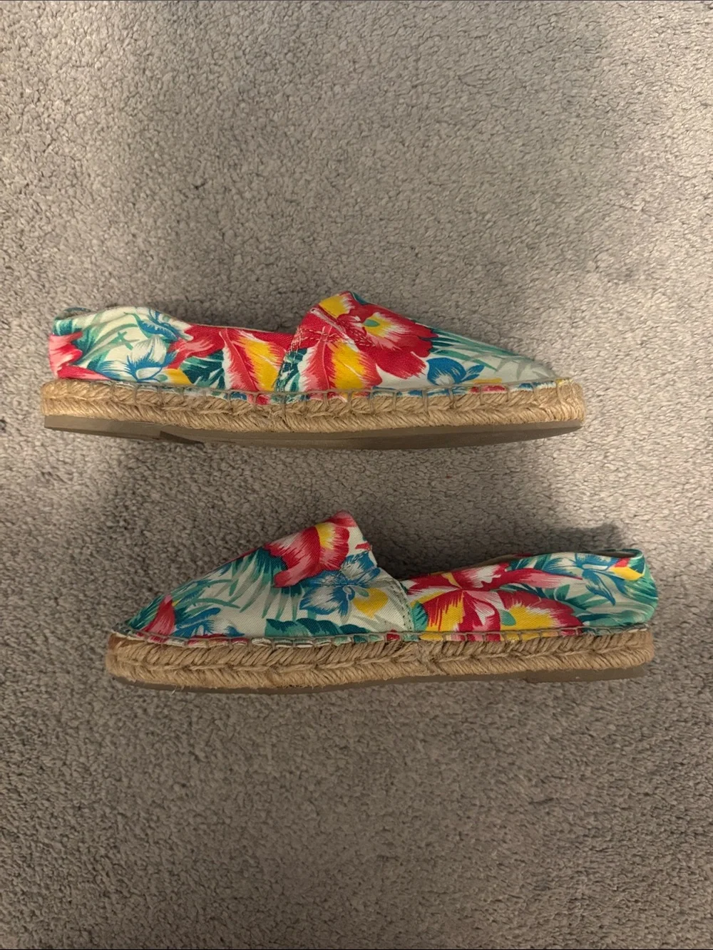 Mossimo Floral Espadrille Slip-On Shoes - Women's Tropical Print size 7